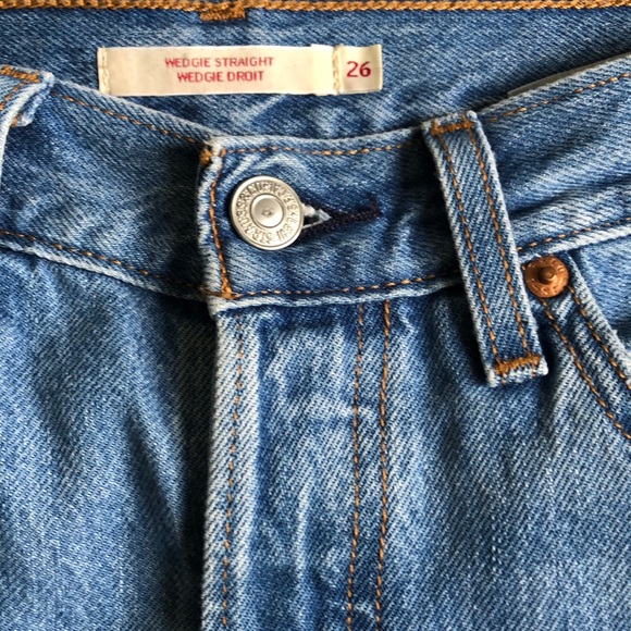 Levi’s Wedgie Straight jeans - Picture 4 of 10
